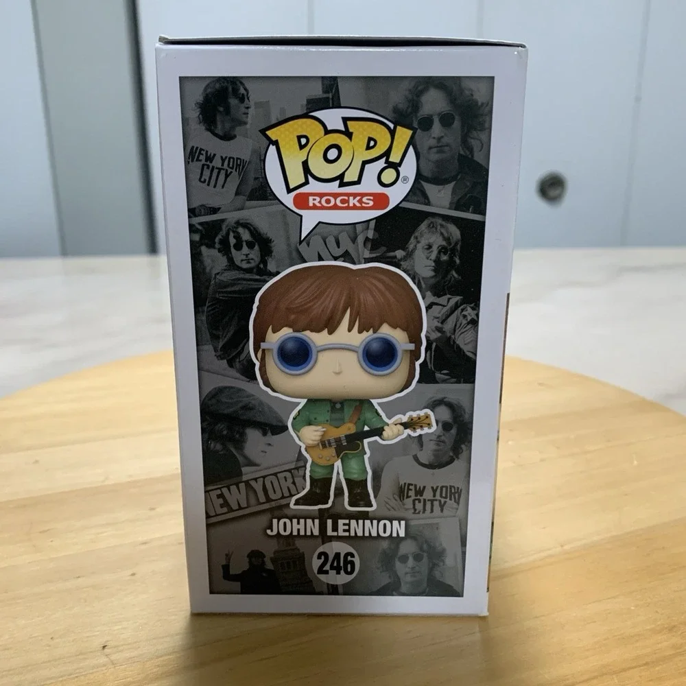 Funko Pop Rocks John Lennon #246 In Protector
